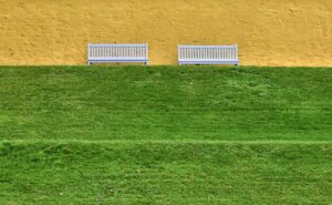 孤独好きに人気の温泉宿でリフレッシュする方法は？