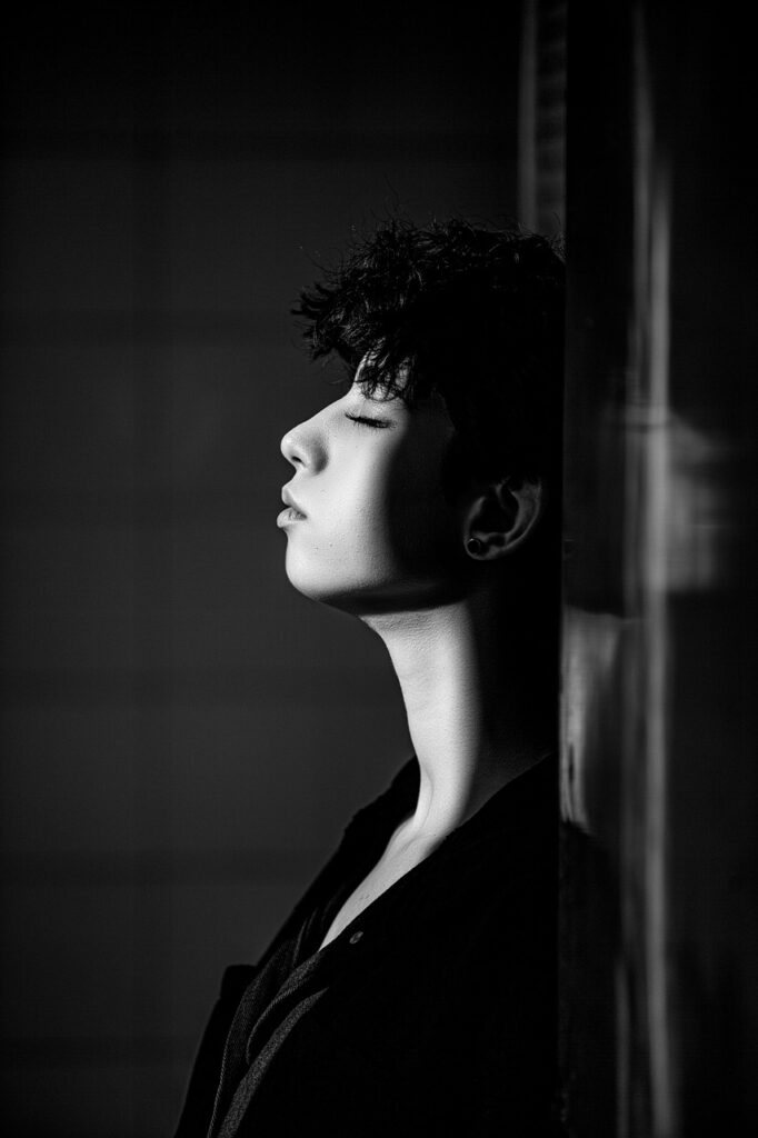 女性が安心して宿泊できる防犯対策とは？