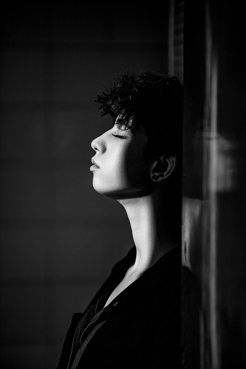 女性が安心して宿泊できる防犯対策とは？