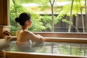 一人旅での温泉宿選び：近場で癒しを得るためのポイントは？