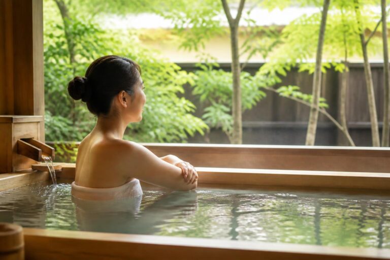 伊香保温泉で女性が楽しむ一人旅の魅力は？